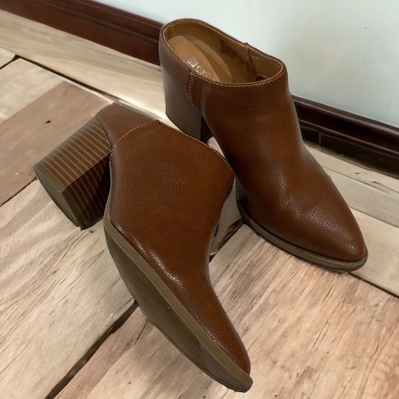 Dolcetta brown vegan leather bootie mules Women’s Sz 9.5 - Picture 7 of 16